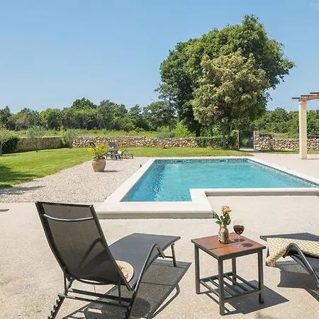 Villa Sole Mio By Guide