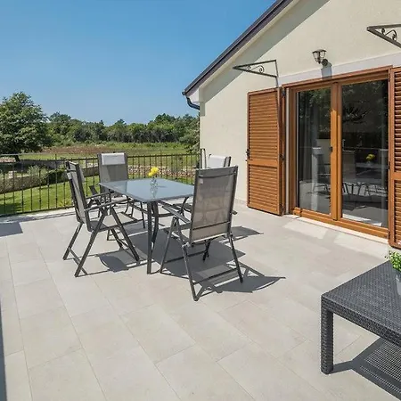 Villa Sole Mio By Guide *