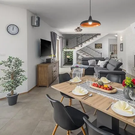 빌라 Sole Mio By Guide Smergo